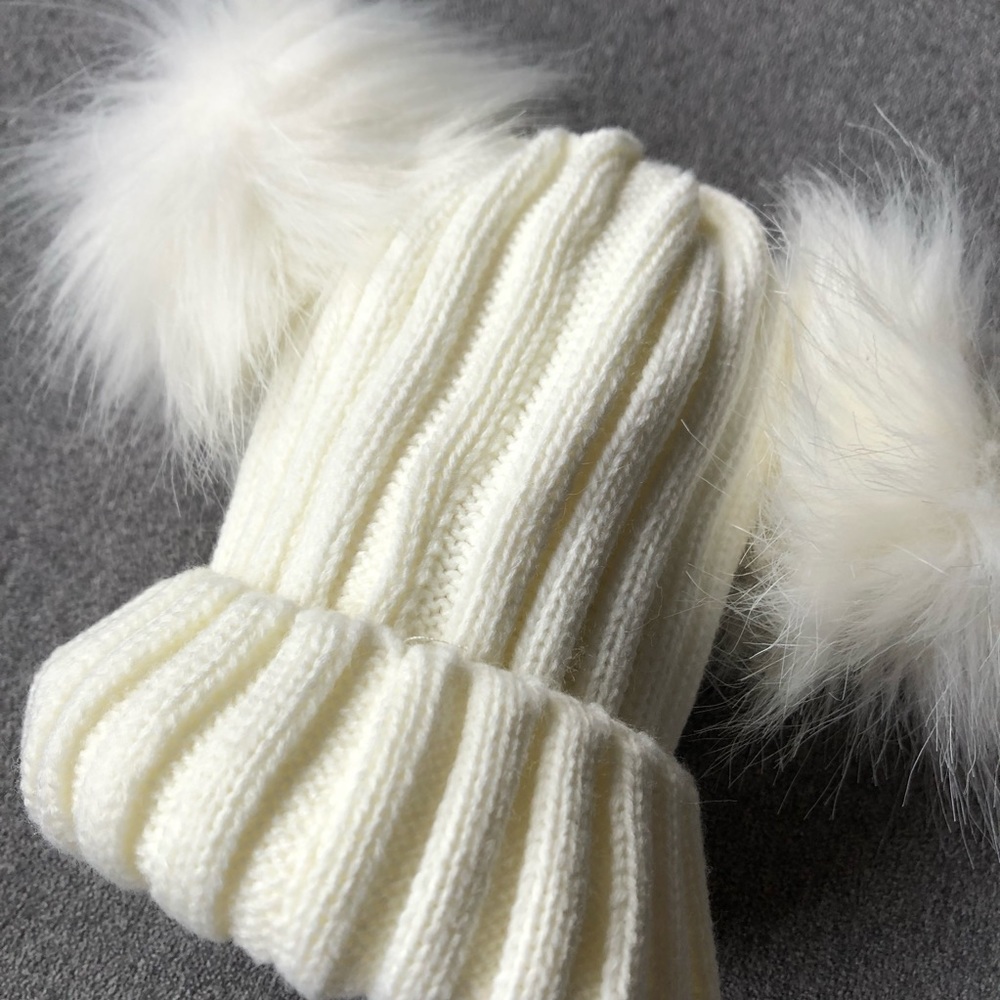 Double Pom Knit Toque ~ Cream ~ Brand New! Size Baby to Toddler